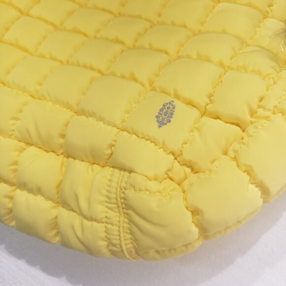 Free People Movement Women's Quilted Carryall in Sour Citrus NWT - Picture 6 of 8